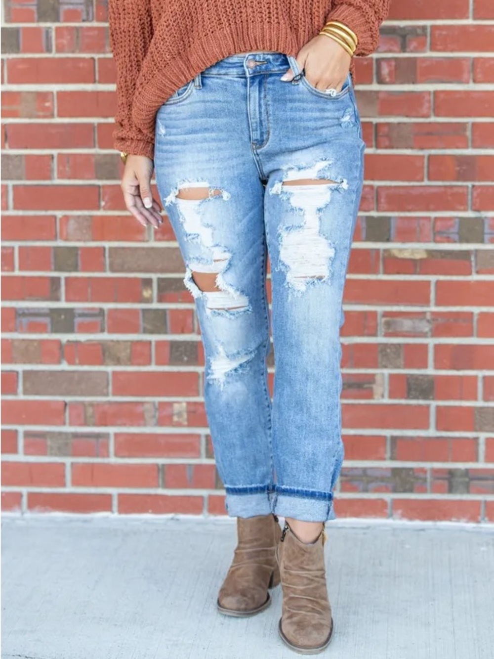 Judy Blue High Rise Boyfriend Distressed Light Wash Blue - Size 9/29